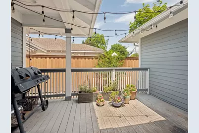 630 N Edgefield Avenue, Dallas, TX 75208 - Photo 22
