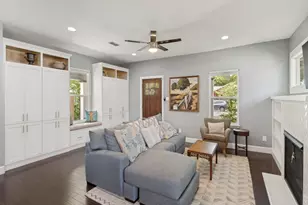 630 N Edgefield Ave, Dallas, TX 75208 - Photo 4