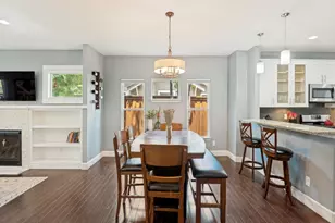 630 N Edgefield Ave, Dallas, TX 75208 - Photo 6