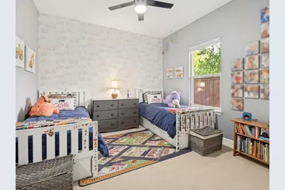 630 N Edgefield Avenue, Dallas, TX 75208 - Photo 18