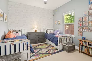 630 N Edgefield Ave, Dallas, TX 75208 - Photo 18