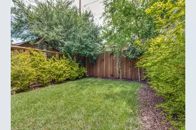 630 N Edgefield Avenue, Dallas, TX 75208 - Photo 24