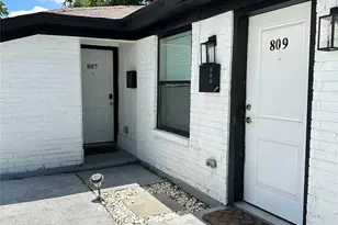 809 W Broadus Ave, Fort Worth, TX 76115 - Photo 8