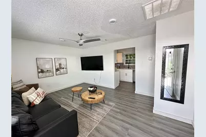 809 W Broadus Avenue, Fort Worth, TX 76115 - Photo 1