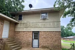 1347 Crestview Dr, Denison, TX 75020 - Photo 2