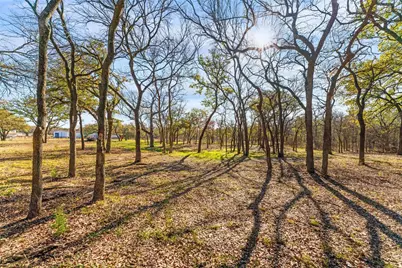 6085 Autumn Breeze Circle, Fort Worth, TX 76140 - Photo 4