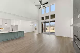 1720 Canals Dr, Little Elm, TX 75068 - Photo 14