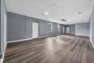 401 E Buffalo St, Forney, TX 75126 - Photo 4