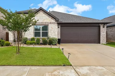 4425 Ridgehurst Lane, Fort Worth, TX 76036 - Photo 2