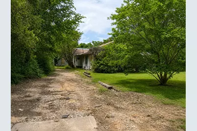 2114 Tierney Road, Fort Worth, TX 76112 - Photo 2