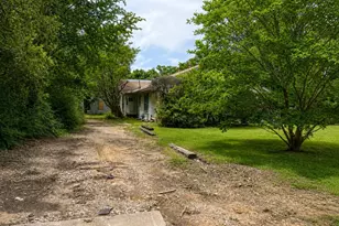 2114 Tierney Rd, Fort Worth, TX 76112 - Photo 2