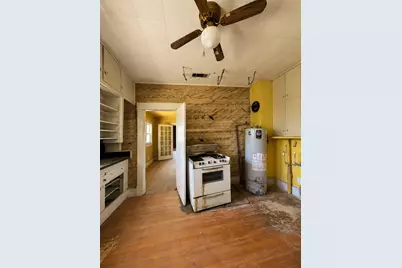 2114 Tierney Road, Fort Worth, TX 76112 - Photo 12