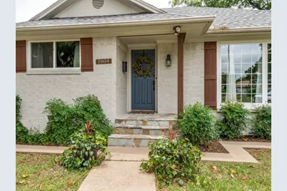 2804 Sharpview Lane, Dallas, TX 75228 - Photo 2