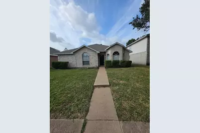 2858 Saint Thomas Lane, Lancaster, TX 75146 - Photo 1