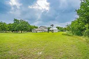 501 Endora St, Dublin, TX 76446 - Photo 2