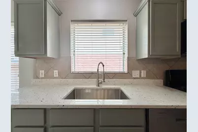 10616 Colfax Drive, McKinney, TX 75072 - Photo 8