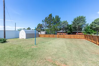 317 Country Place S, Abilene, TX 79606 - Photo 6