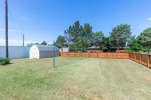 317 Country Pl S, Abilene, TX 79606 - Photo 6