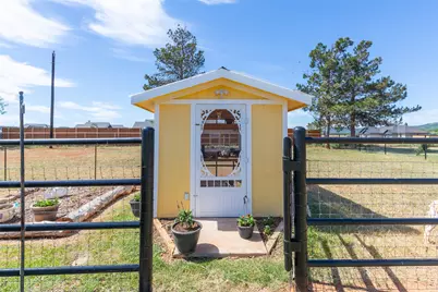 317 Country Place S, Abilene, TX 79606 - Photo 4