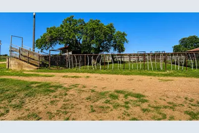8228 US Hwy 377, Tolar, TX 76872 - Photo 18