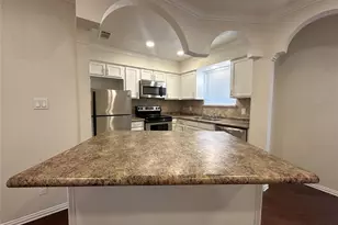 1600 Pecan Chase Circle, Arlington, TX 76012 - Photo 4