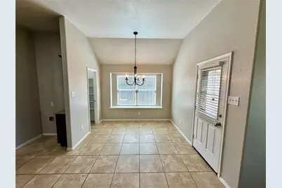 905 Silverthorne Drive, Fort Worth, TX 76028 - Photo 6