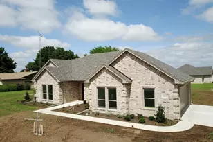 501 John Jr Dr, Lindsay, TX 76250 - Photo 2