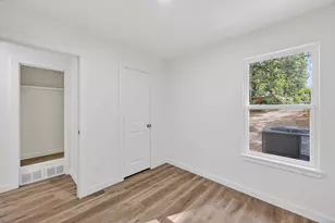 7411 Schepps Pkwy, Dallas, TX 75217 - Photo 12