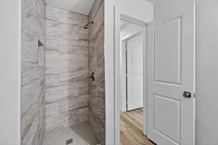 7411 Schepps Pkwy, Dallas, TX 75217 - Photo 10