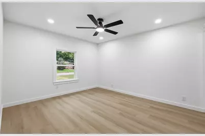 711 Drummond Drive, Arlington, TX 76012 - Photo 10