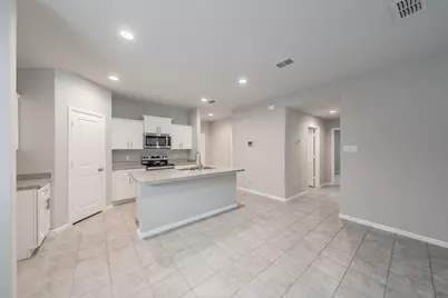 304 Abingdon Street, Azle, TX 76020 - Photo 16