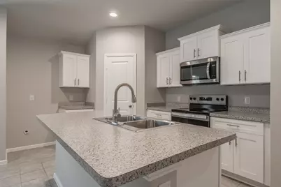 304 Abingdon Street, Azle, TX 76020 - Photo 10