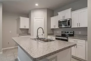 304 Abingdon St, Azle, TX 76020 - Photo 10