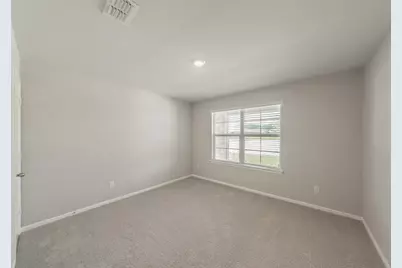 304 Abingdon Street, Azle, TX 76020 - Photo 4
