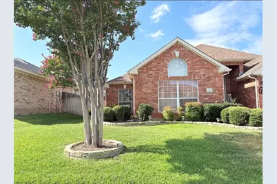 205 Kenosha Lane, Arlington, TX 76002 - Photo 1