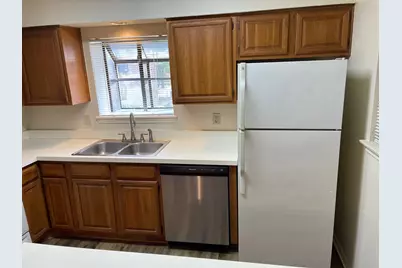 15221 Berry Trail #106, Dallas, TX 75248 - Photo 2