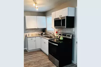 1026 SW 3rd Street, Grand Prairie, TX 75051 - Photo 8