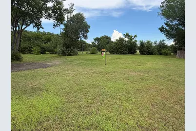 10333 Abraham Road, Dallas, TX 75227 - Photo 2