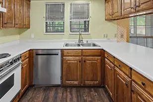 2820 Whitehurst Dr, Fort Worth, TX 76133 - Photo 14