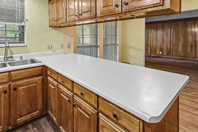 2820 Whitehurst Drive, Fort Worth, TX 76133 - Photo 10