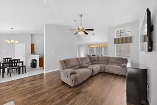4413 Seville Ln, McKinney, TX 75070 - Photo 6