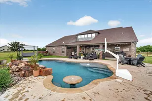 19001 N County Line Rd, Ponder, TX 76259 - Photo 34