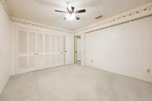 3818 Twin Falls St, Irving, TX 75062 - Photo 16