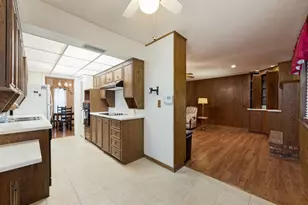 3818 Twin Falls St, Irving, TX 75062 - Photo 6