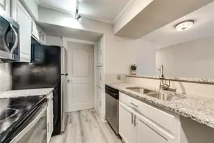 18240 Midway Rd, Dallas, TX 75287 - Photo 12