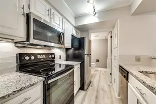 18240 Midway Rd, Dallas, TX 75287 - Photo 10