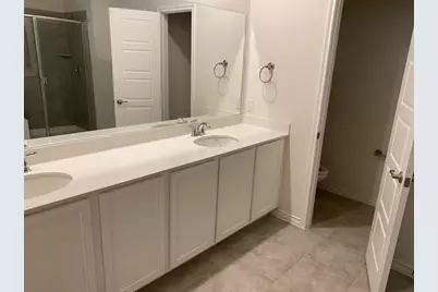 2402 Siskiyou Street, Lewisville, TX 75056 - Photo 10