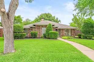 4405 Avonshire Ln, Plano, TX 75093 - Photo 2