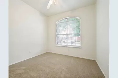 2806 Cheshire Way, Grand Prairie, TX 75052 - Photo 22