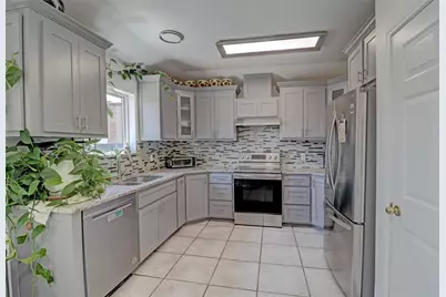 550 N Main Street, Joshua, TX 76058 - Photo 6